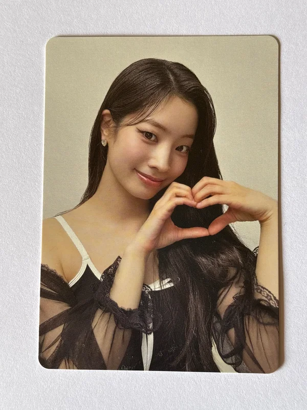TWICE 5TH WORLD TOUR READY TO BE in JAPAN SPECIAL CD