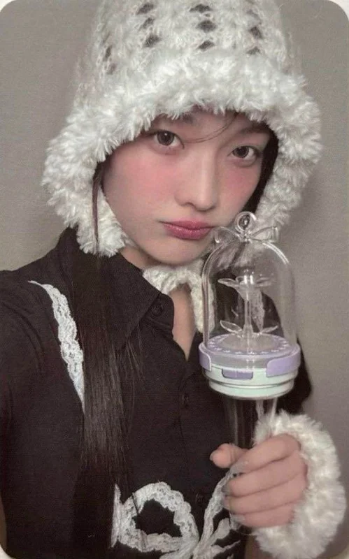 ILLIT Official Light Stick