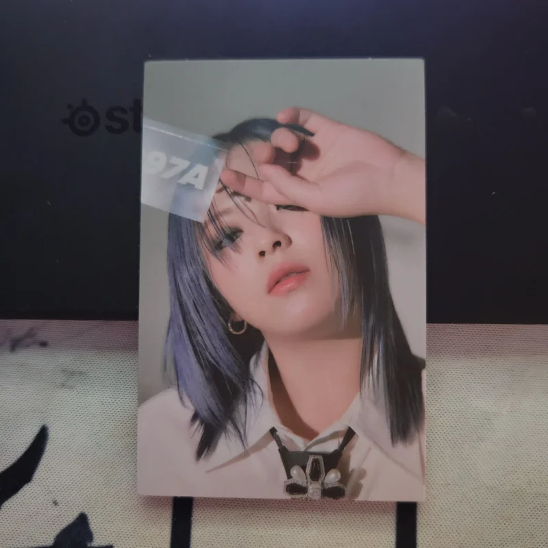 BETWEEN 1&2 MESSAGE PHOTOCARD Jeongyeon