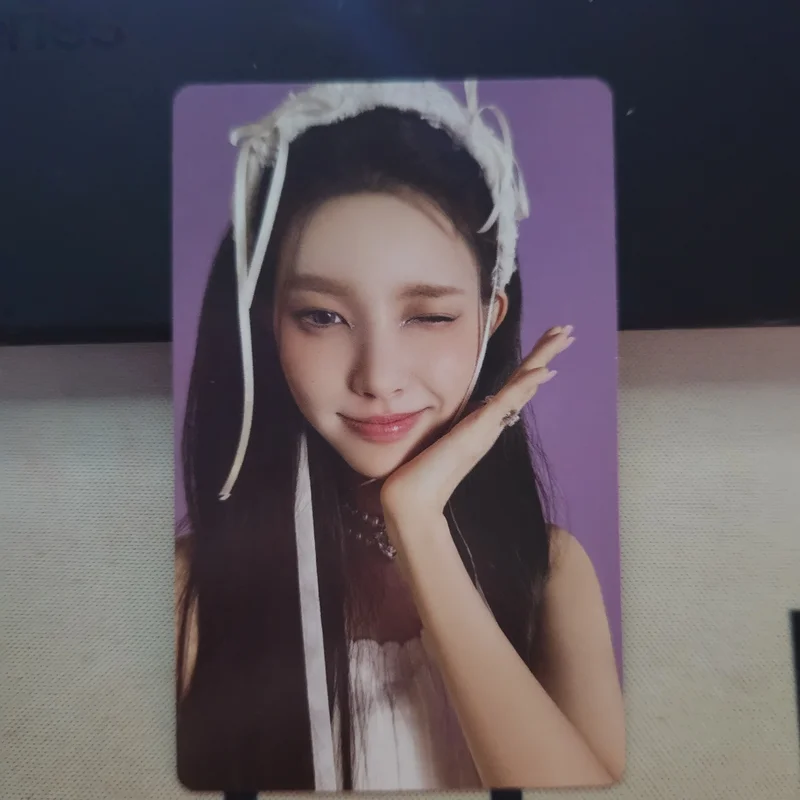 SUPER REAL ME Weverse Albums ver. Yunah