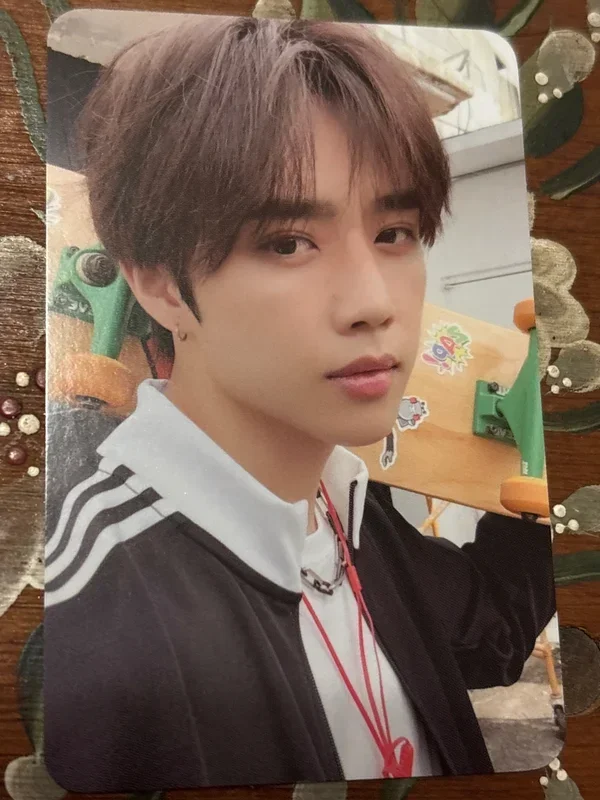 2026 SEASONS GREETINGS [SKATER BOYZ]