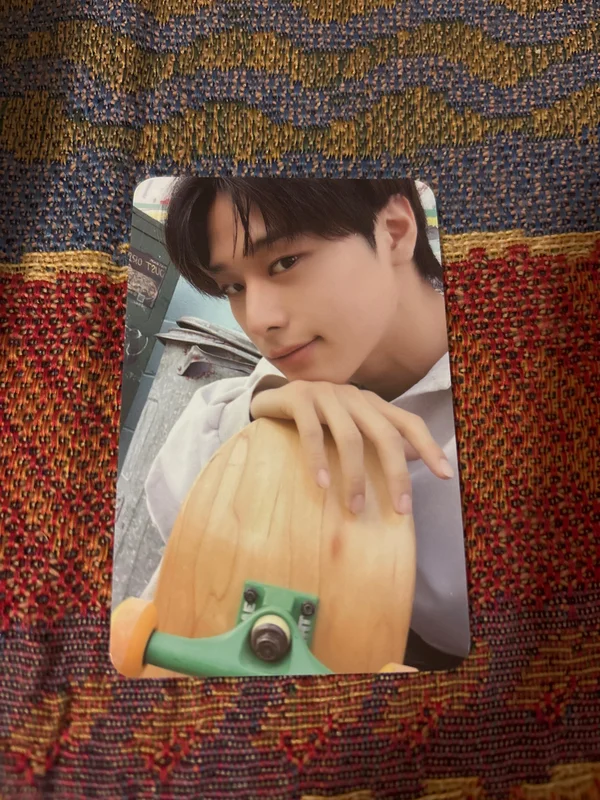 2026 SEASONS GREETINGS [SKATER BOYZ]