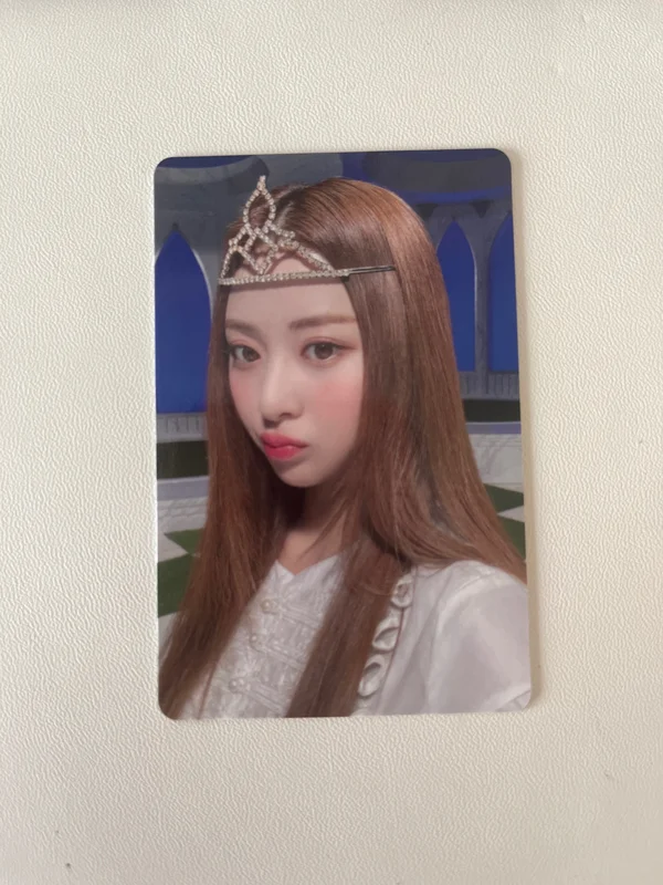 FEARLESS (Japanese ver.) PHOTO CARD
