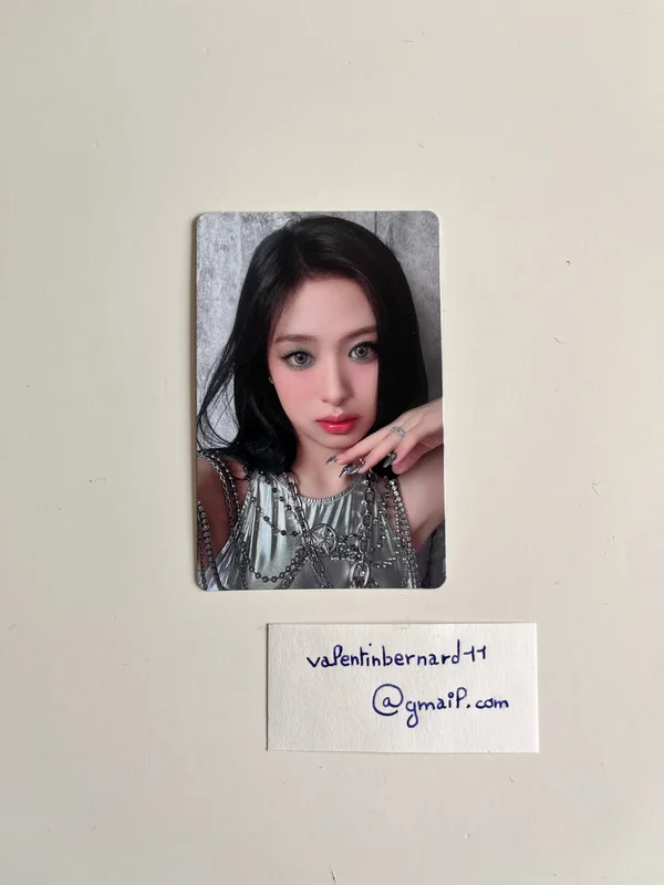 Pocamarket, BABYMONSTER AHYEON DRIP BINDER Ver. K-pop Photocard