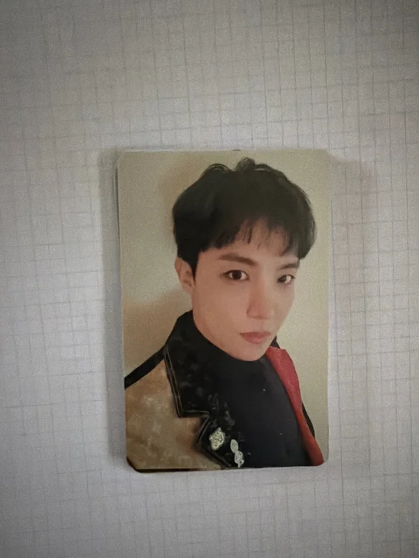 DICON PHOTOCARD 101 : CUSTOM BOOK / BEHIND BTS since 2018 (2018-2021 in USA)