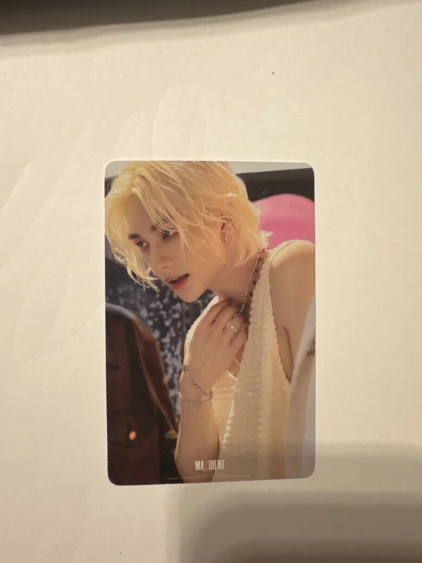 MAXIDENT TOWER RECORDS