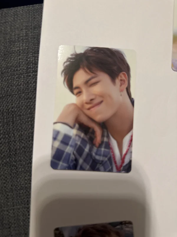 DICON PHOTOCARD 101 : CUSTOM BOOK / BEHIND BTS since 2018 (2018-2021 in USA)