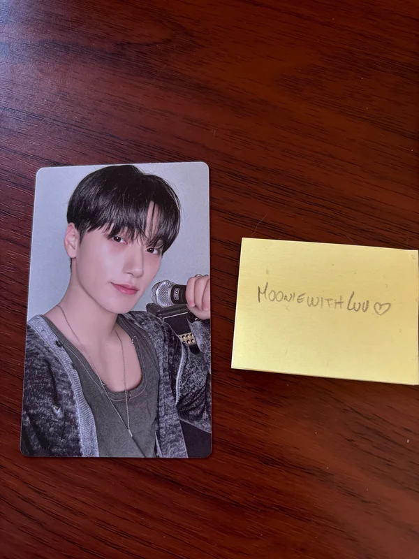 2025 SEASON'S GREETINGS