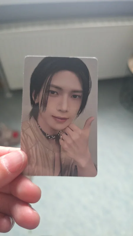 ATEEZ 7TH ANNIVERSARY OFFICIAL POP-UP '8ROOM' RANDOM PHOTOCARD PACK ver.B