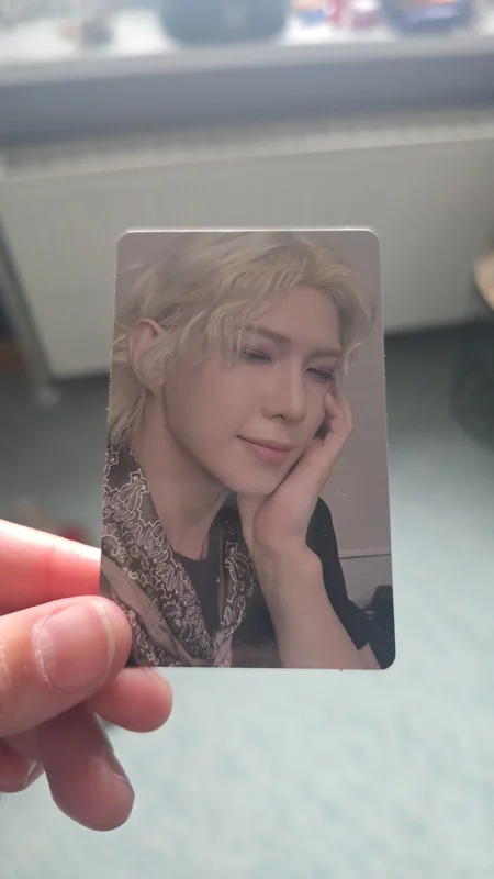 ATEEZ 7TH ANNIVERSARY OFFICIAL POP-UP '8ROOM' RANDOM PHOTOCARD PACK ver.B