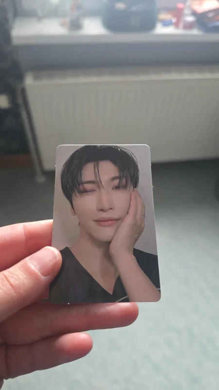 ATEEZ 7TH ANNIVERSARY OFFICIAL POP-UP '8ROOM' RANDOM PHOTOCARD PACK ver.B