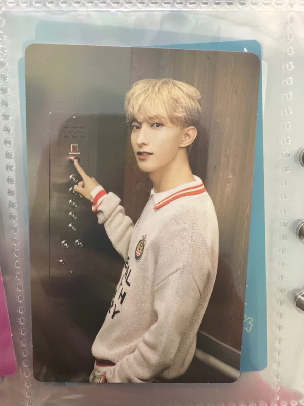 2024 SVT 8TH FAN MEETING SEVENTEEN in CARAT LAND Trading Card Set