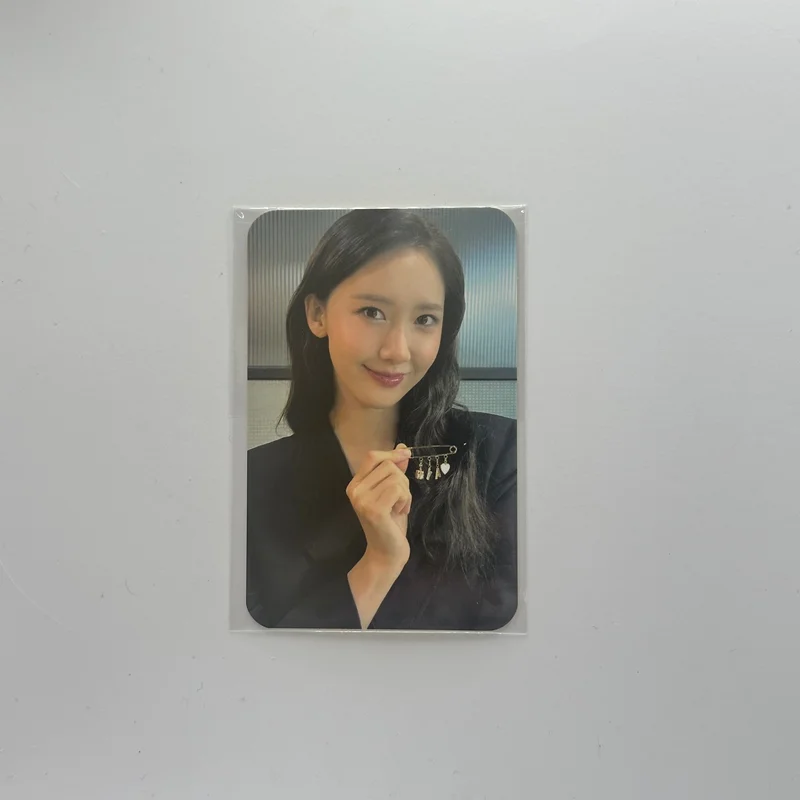 YOONA ARTIST BIRTHDAY CARD