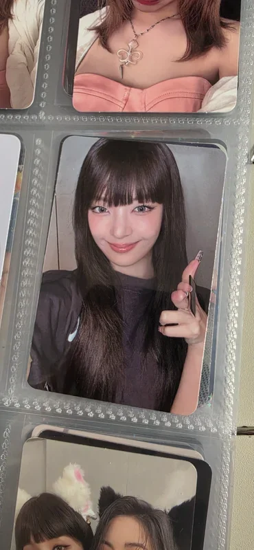 Lia TUNNEL VISION Photobook Ver. B