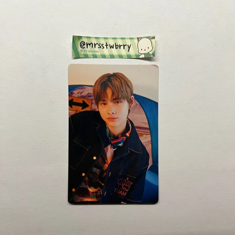 ENHYPEN 2021 Holiday Collection : Little Wishes HOLIDAY SPECIAL BOX