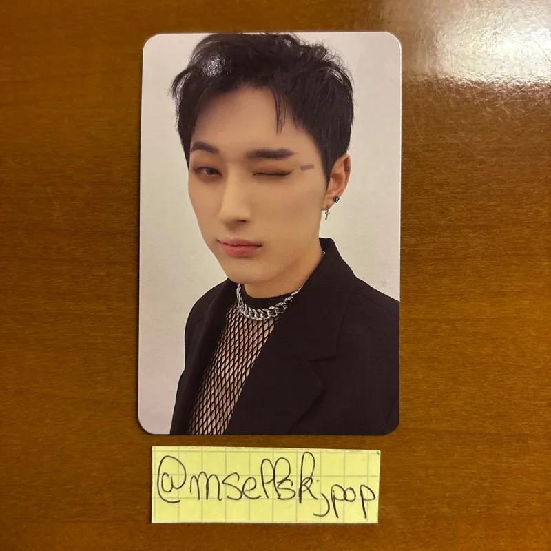 LOVE ME LIKE MAKESTAR