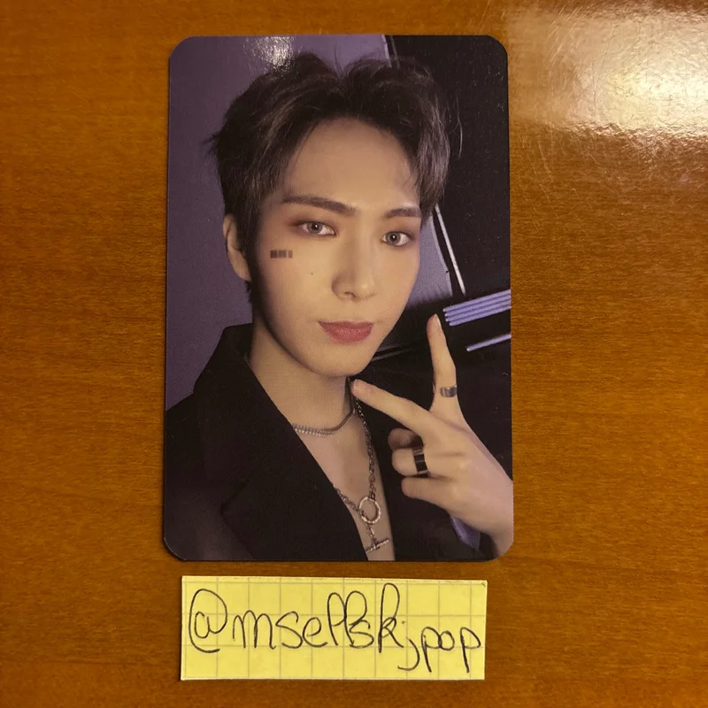 LOVE ME LIKE LIKE Ver.