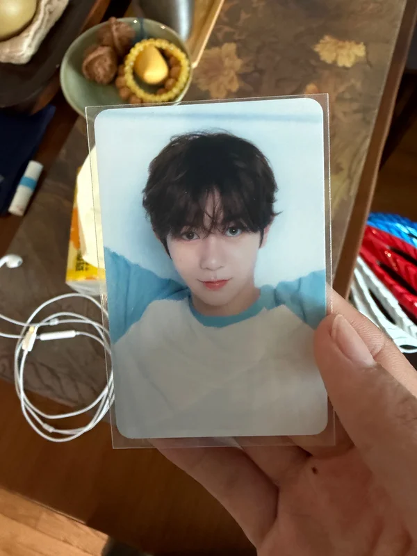 2025 SEASON'S GREETINGS KTOWN4U