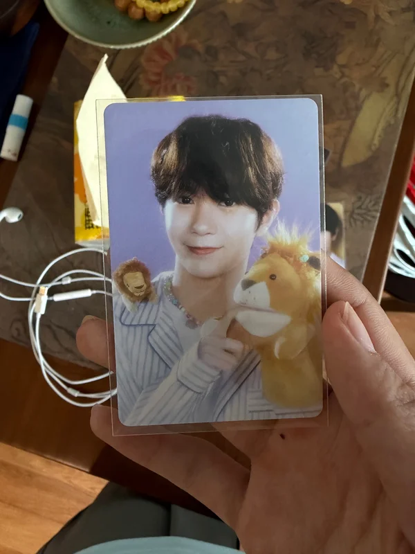 2025 SEASON'S GREETINGS