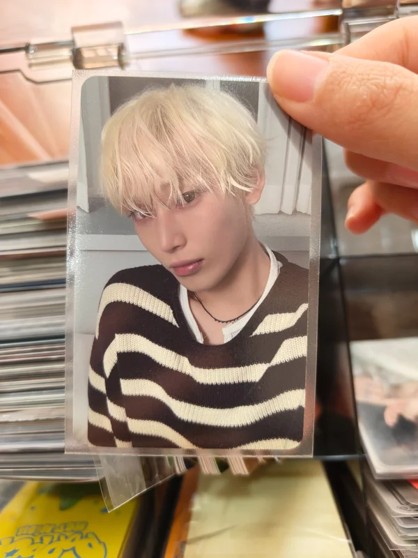 ROMANCE : UNTOLD -daydream- BLUE NOON Ver.