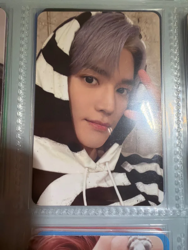 NCT X SANRIO RANDOM TRADING CARD SET A VER.