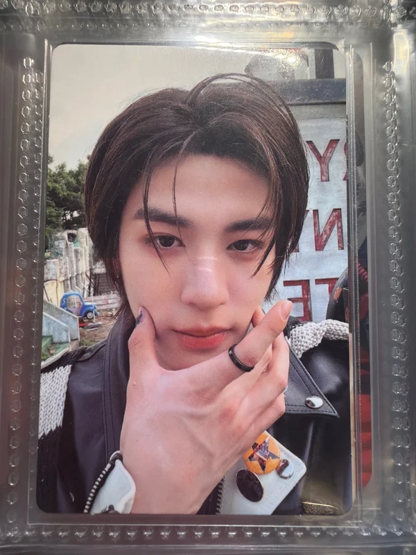 1st EP [WHY..] dazed ver.