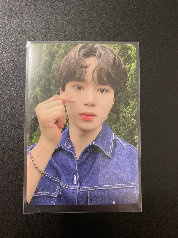 Japan 1st Mini Album {Youth} Trading Card