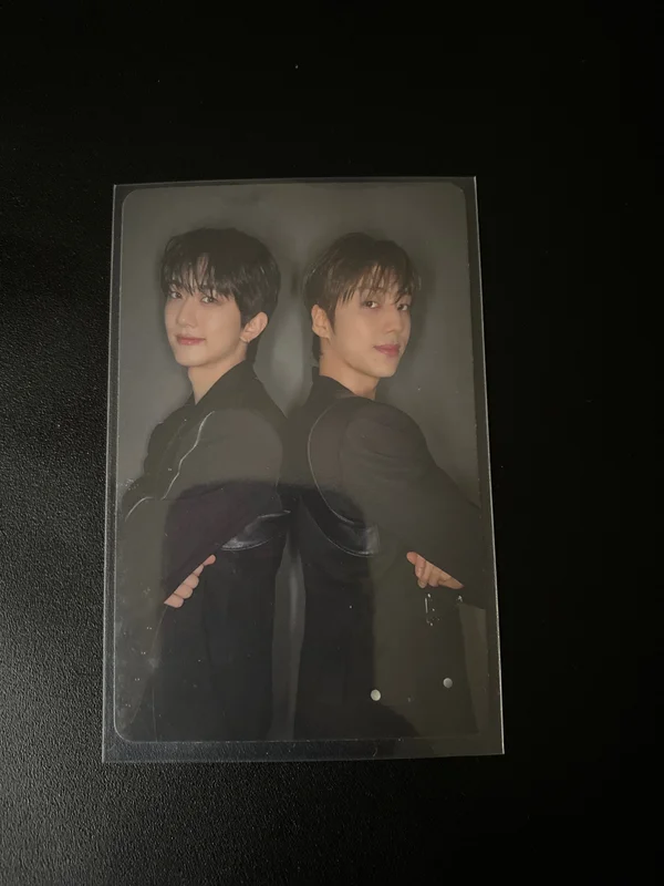 Younite 1st Concert {Youniverse Connected} Unit Set
