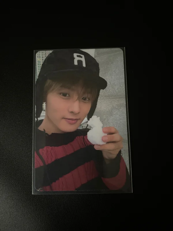 Y Showcase Photocard Set