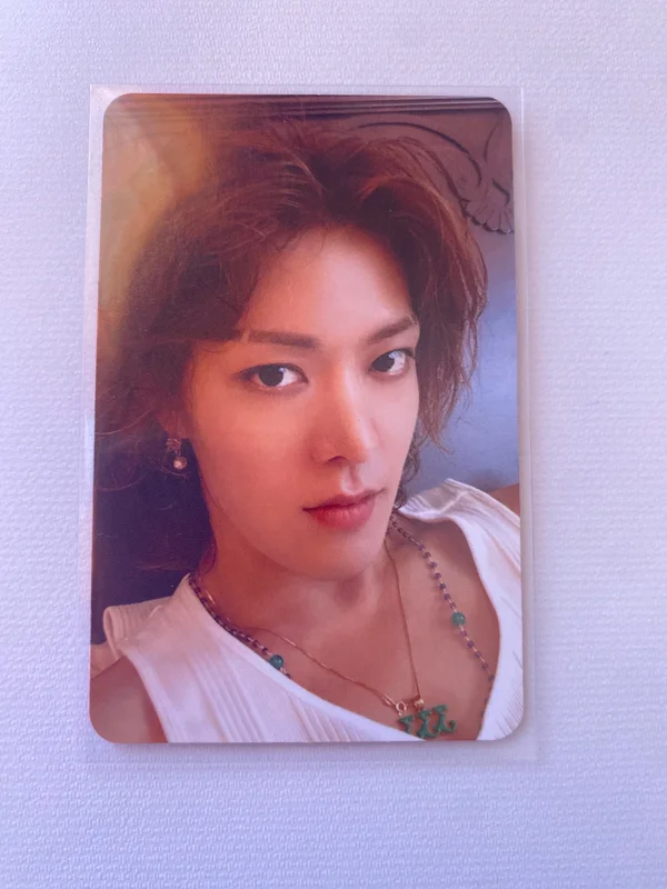 2 Baddies Photobook Ver. 2 Baddies Ver.