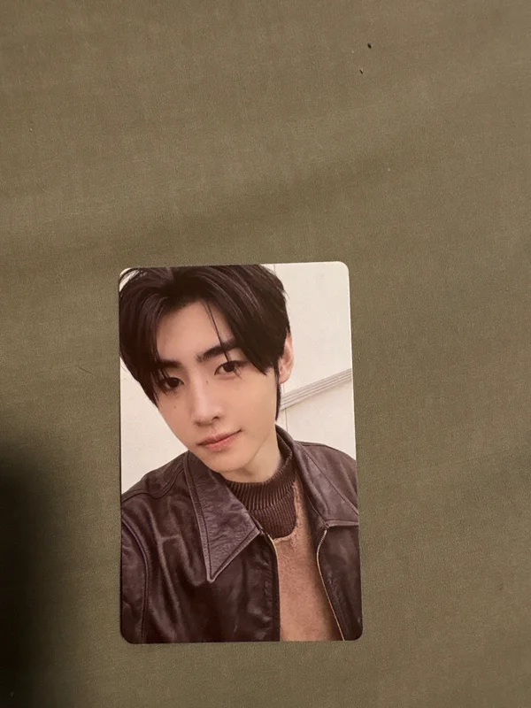 ROMANCE : UNTOLD Weverse Albums Ver.