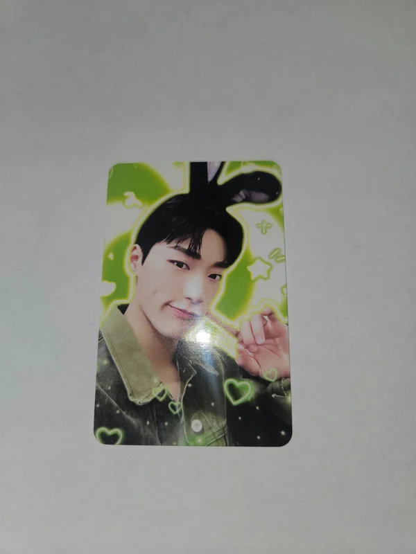 GOLDEN HOUR : Part.1 Hellolive shop