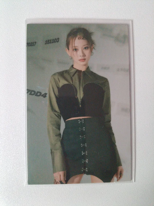 BETWEEN 1&2 MESSAGE PHOTOCARD