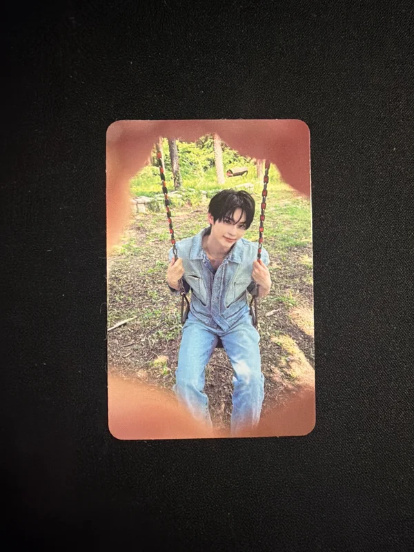 NEVER SAY NEVER PHOTOBOOK Ver. ORDINARY Ver.