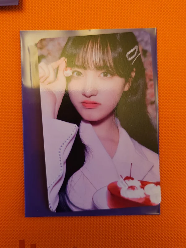 IVE THE FIRST FAN CONCERT The Prom Queens RANDOM PHOTOCARD PACK