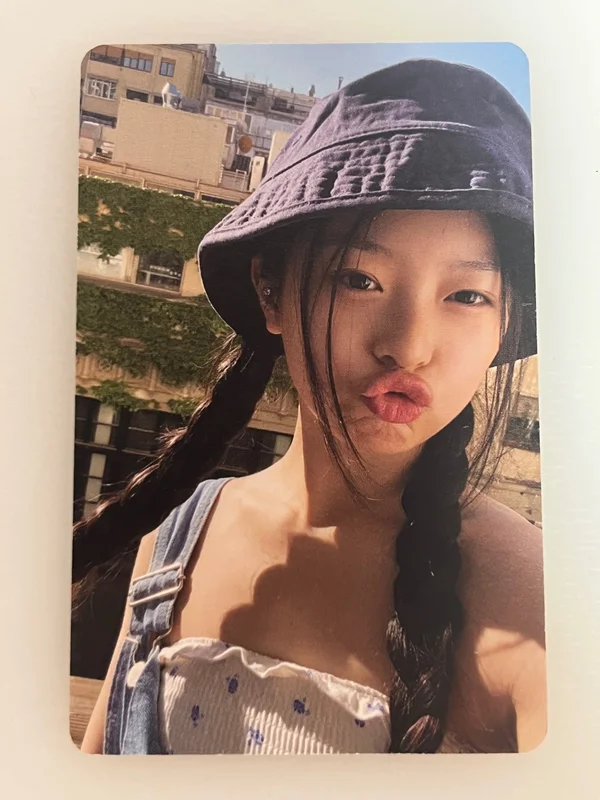 New Jeans Bluebook ver. HANNI VER.