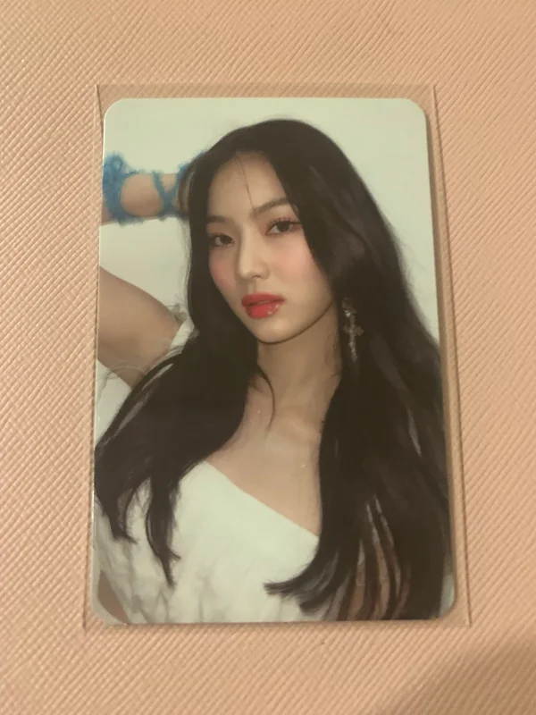 WE NEED LOVE Digipack ver.