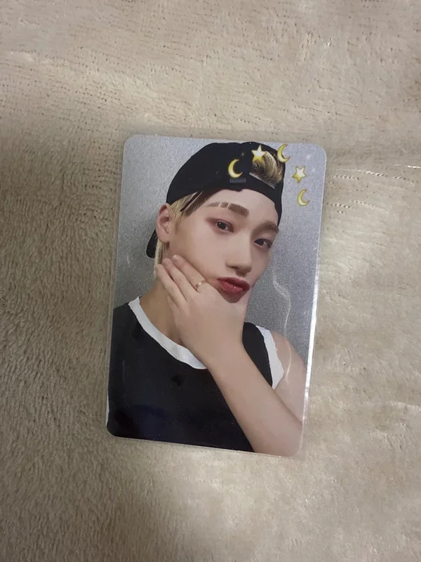 THE WORLD EP.1 : MOVEMENT MAKESTAR