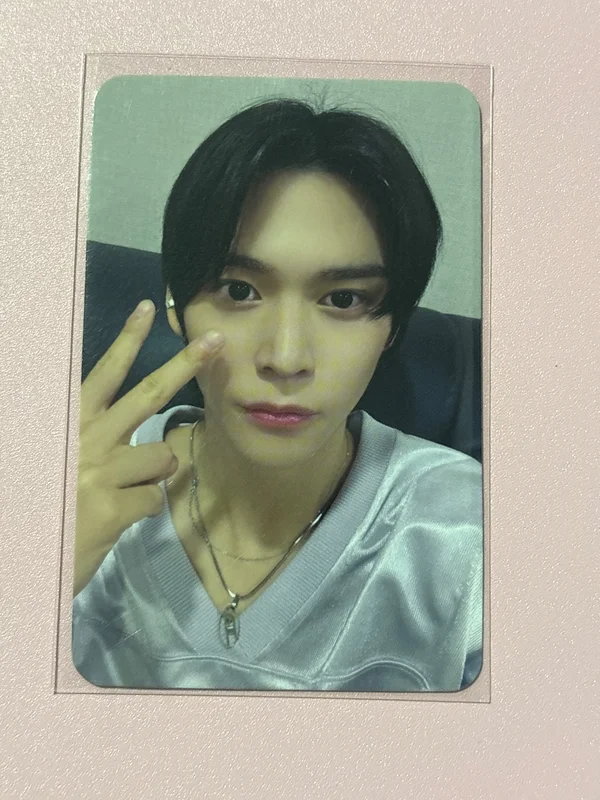 Get A Guitar APPLEMUSIC LUCKY DRAW