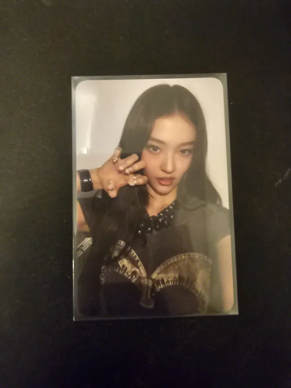 MY EYES OPEN VVIDE OFFICIAL POP-UP RANDOM TRADING PHOTOCARD