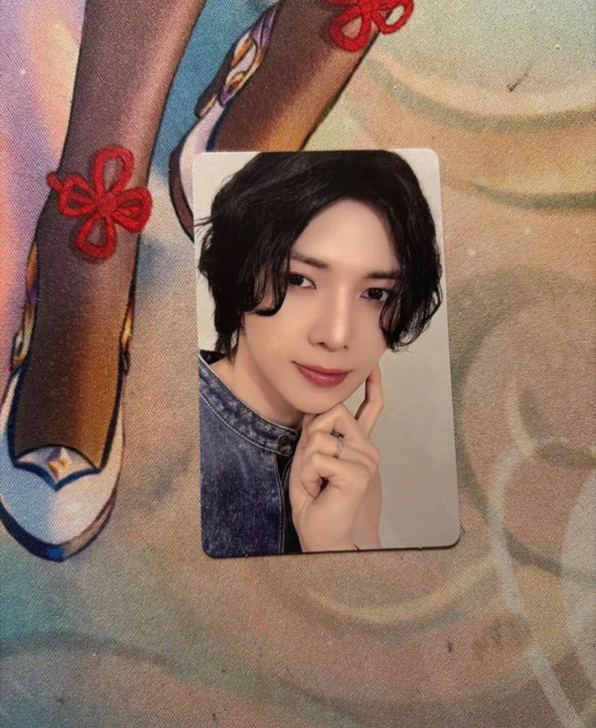 ATEEZ 7TH ANNIVERSARY OFFICIAL POP-UP '8ROOM' RANDOM PHOTOCARD PACK ver.B