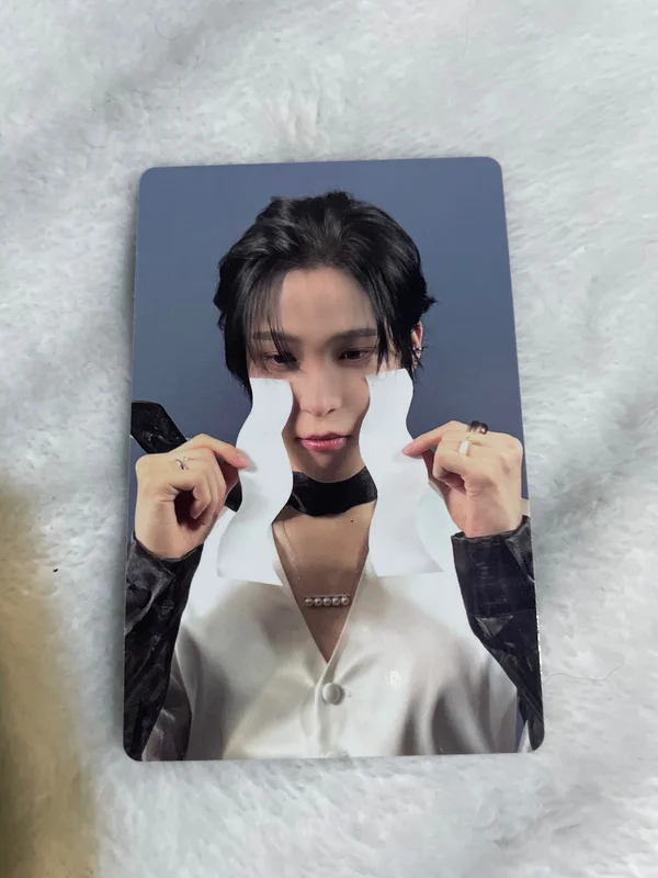 GOLDEN HOUR : Part.4 U.S.Exclusive