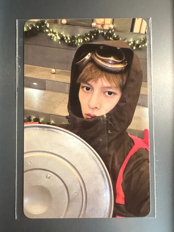 COLOR OUTSIDE THE LINES KTOWN4U