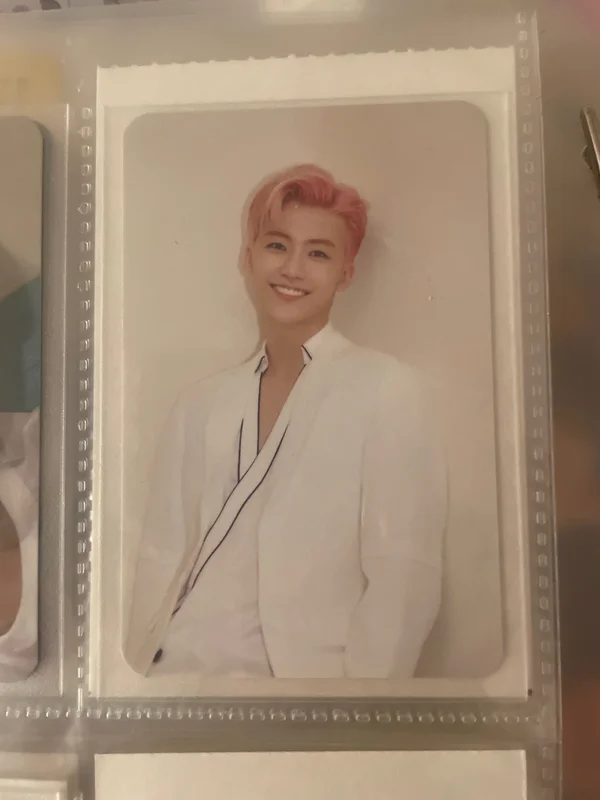 NCT DREAM TOUR THE DREAM SHOW PHOTO BOOK & LIVE Album
