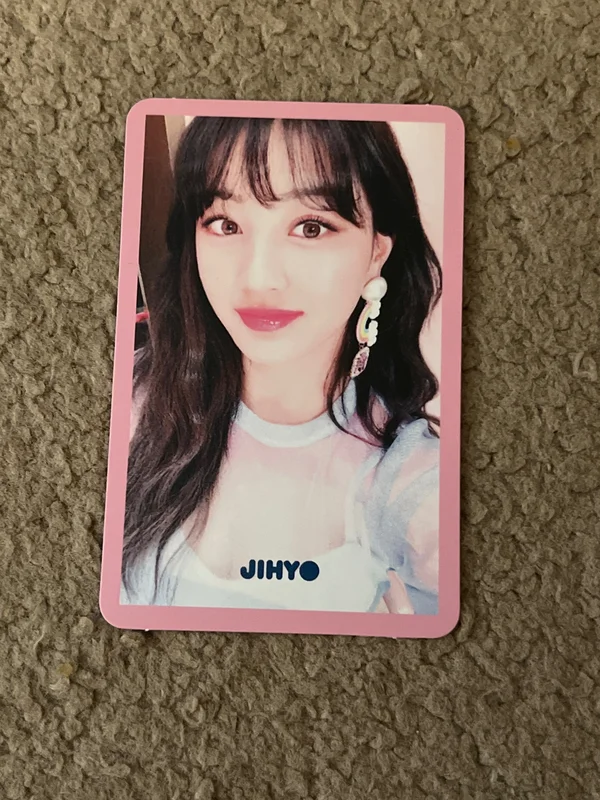 Pocamarket, TWICE JIHYO SIGNAL B ver. K-pop Photocard