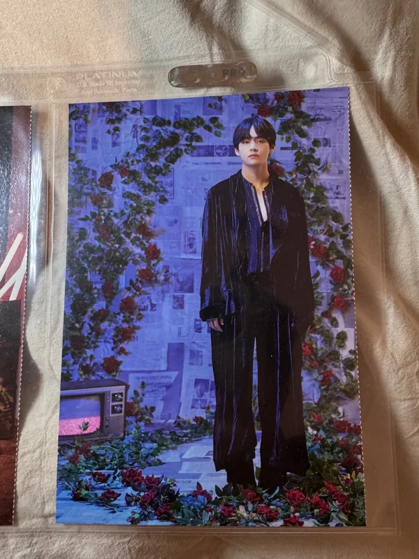 V BTS ACCORDION POSTCARD