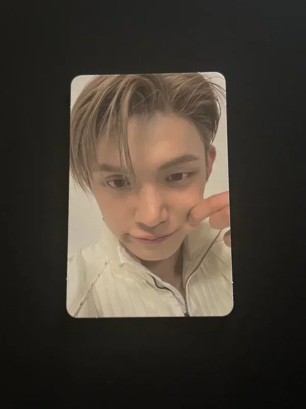 NO LABELS: PART 02 Target Exclusive Ver.