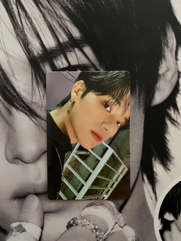 THE WORLD EP.1 : MOVEMENT Z VER.