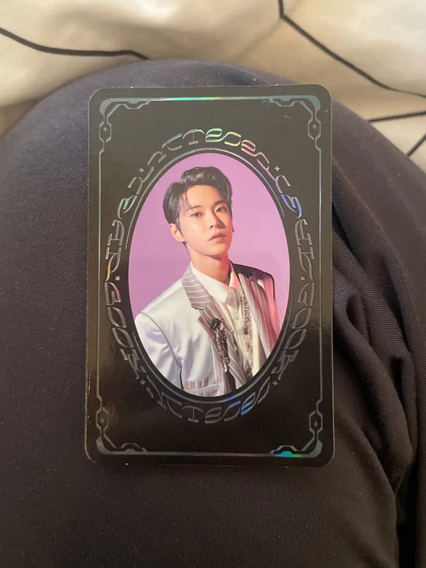 RESONANCE Pt.1 YEARBOOK CARD