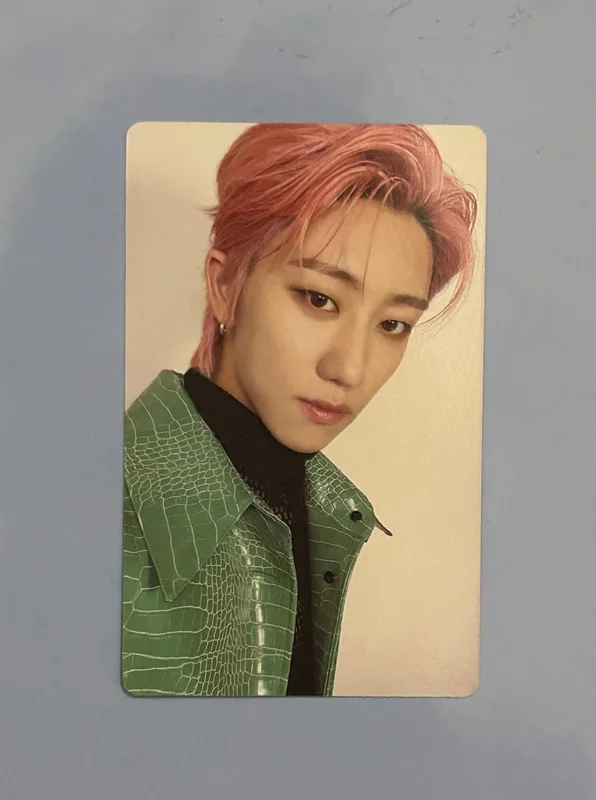 2022 SVT PHOTOBOOK THE NAME;17